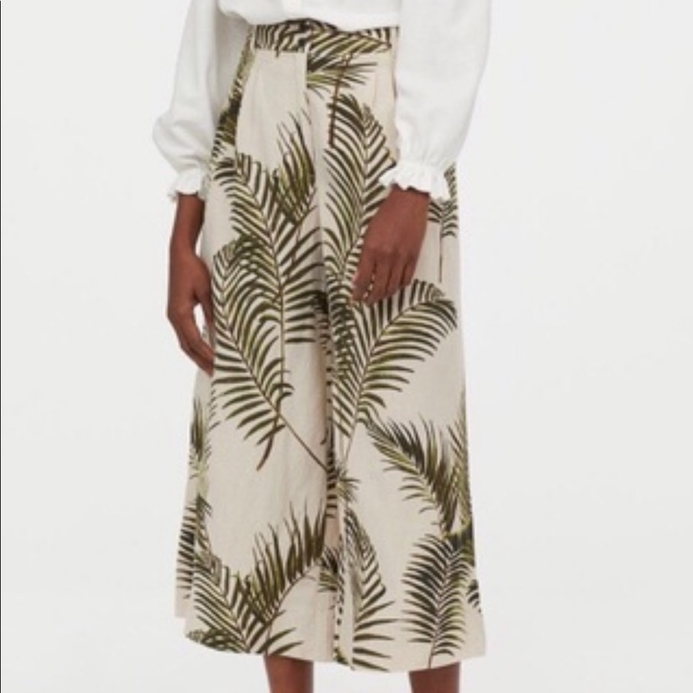 Wide Palm Print Trouser